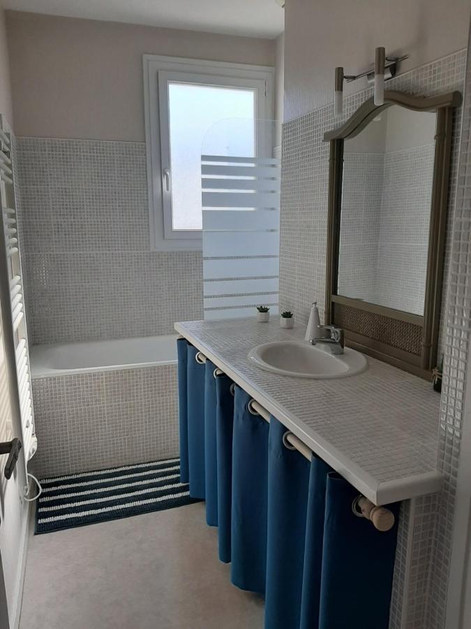 Appt Cosy 65 M2 Coeur De Ville A 150 M De La Plage Royan Zewnętrze zdjęcie